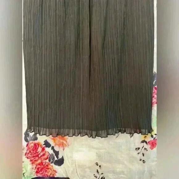 Evan Picone Formal LBD Sleeveless V-Neck Cocktail Dress Size 14 - Picture 5 of 7